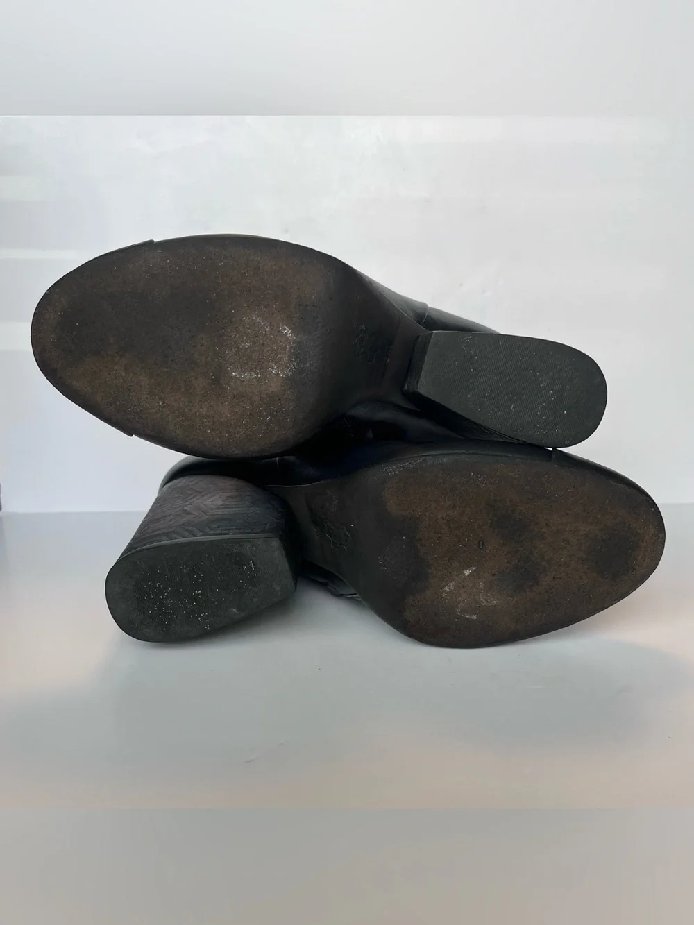 TORY BURCH Black Leather Grove Ankle Booties Cap Toe Block Heel Size 8M